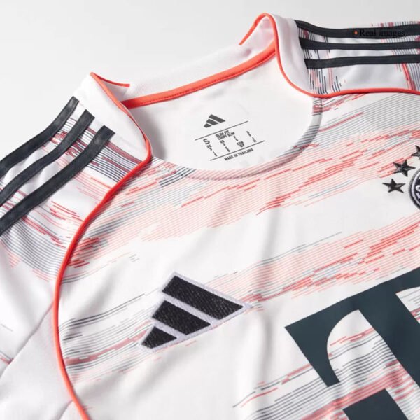 Bayern Munich Away Shirt 2025/26 - Image 5