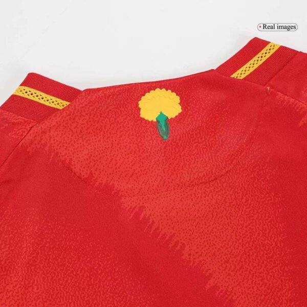 Player Version LAMINE YAMAL #19 Spain Home Shirt Euro 2024 - Image 5